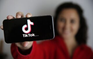 Tiktok Moderatör Nedir